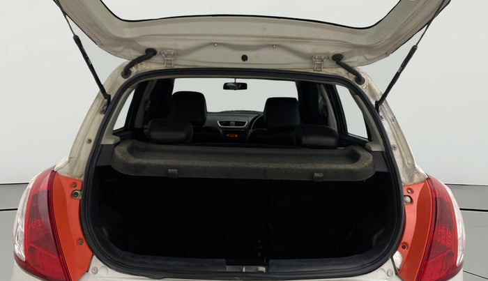 2015 Maruti Swift VDI, Diesel, Manual, 1,08,906 km, Boot Open Zoomed View