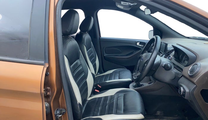 2018 Ford FREESTYLE TITANIUM 1.5 DIESEL, Diesel, Manual, 78,288 km, Right Side Front Door Cabin