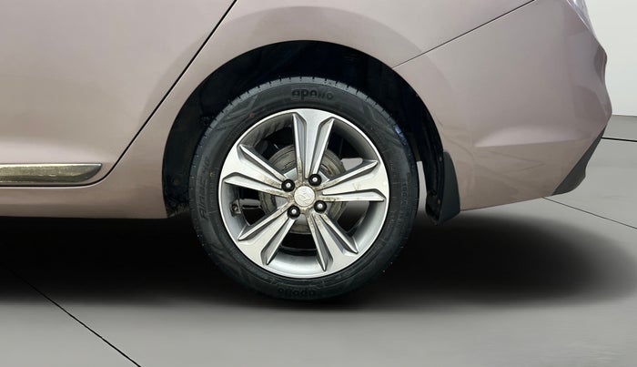 2019 Hyundai Verna 1.6 VTVT SX + AT, Petrol, Automatic, 48,992 km, Left Rear Wheel