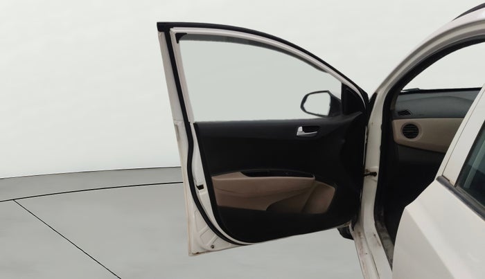 2019 Hyundai Grand i10 ASTA 1.2 KAPPA VTVT, CNG, Manual, 68,723 km, LHS Front Door