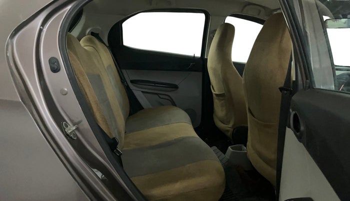 2018 Tata Tiago XT PETROL, Petrol, Manual, 80,851 km, Right Side Rear Door Cabin