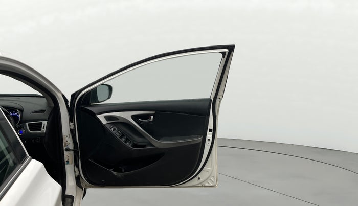 2016 Hyundai New Elantra 1.8 SX AT VTVT, Petrol, Automatic, 1,05,897 km, RHS Front Door