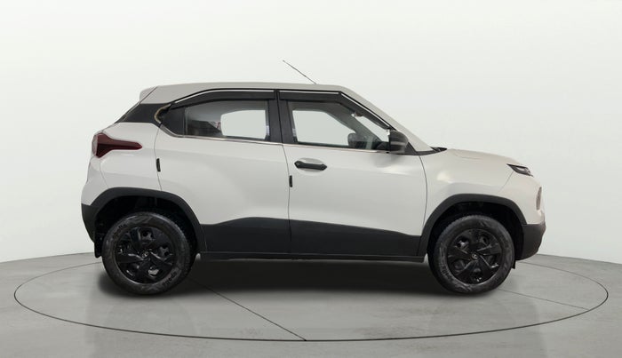 2022 Tata PUNCH PURE MT, Petrol, Manual, 30,844 km, Right Side View