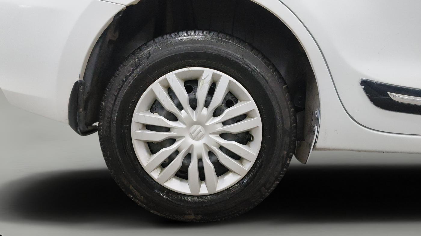 2020 Maruti Dzire VXI, Petrol, Manual, 26,616 km, Right Rear Wheel