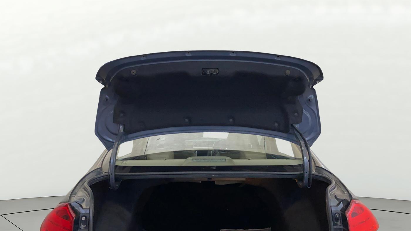 2023 Maruti Ciaz ZETA 1.5 SHVS MT PETROL, Petrol, Manual, 70,512 km, Boot Door Open