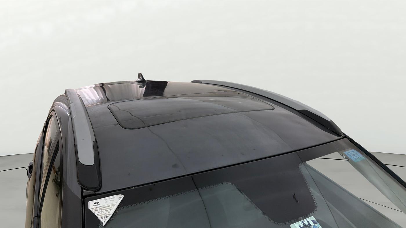 2025 Tata NEXON Pure Plus (S) 1.2 Petrol 6AMT, Petrol, Automatic, 7,502 km, Roof