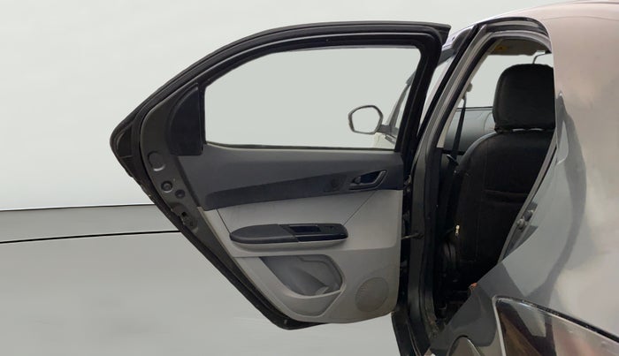 2022 Tata Tiago XT CNG, CNG, Manual, 71,047 km, LHS Rear Door