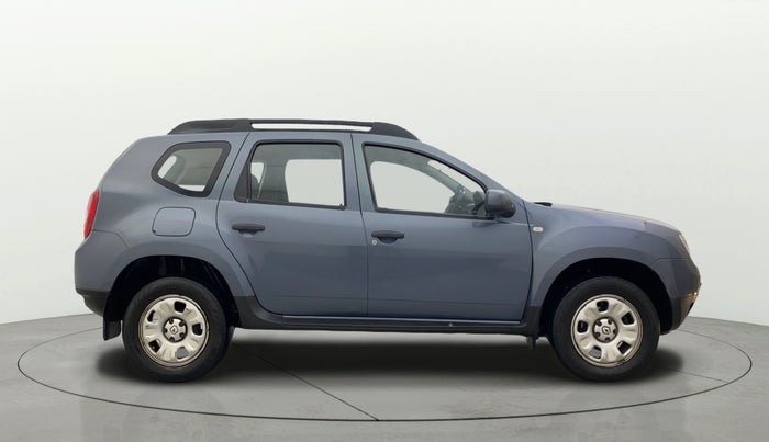 2015 Renault Duster 85 PS RXL DIESEL, Diesel, Manual, 1,04,841 km, Right Side View