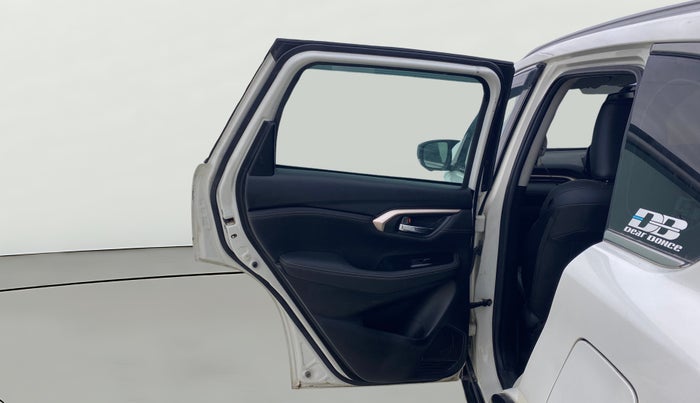 2023 Maruti Grand Vitara ALPHA PLUS HYBRID ECVT, Hybrid, Automatic, 90,677 km, LHS Rear Door