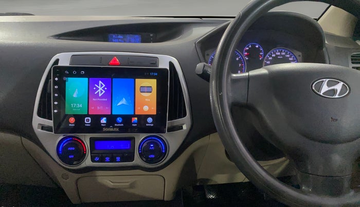 2013 Hyundai i20 MAGNA (O) 1.2, Petrol, Manual, 1,07,680 km, Air Conditioner