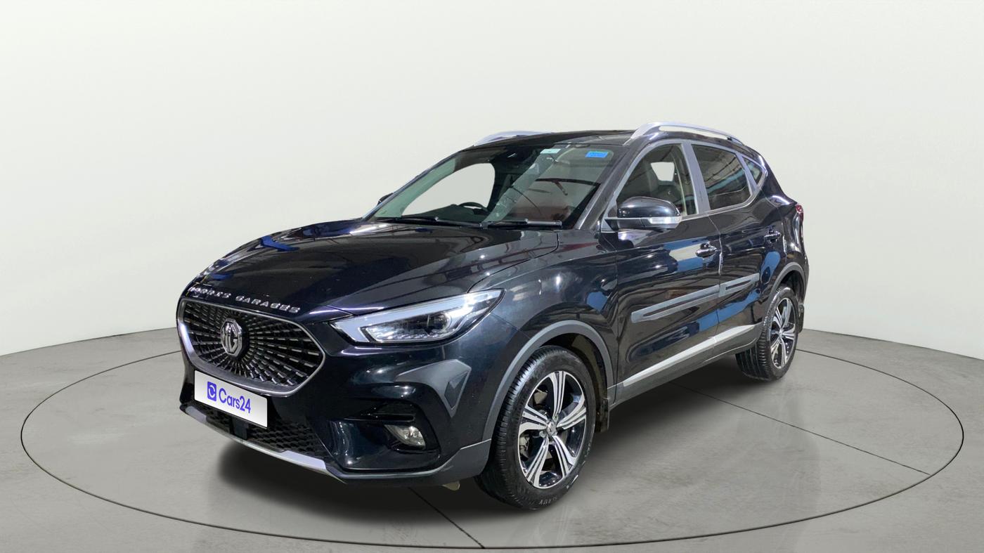 2022 MG ASTOR SAVVY 1.5 CVT S RED, Petrol, Automatic, 13,675 km, Left Front Diagonal