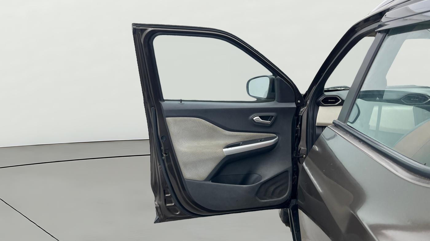 2022 Nissan MAGNITE XL, Petrol, Manual, 54,684 km, LHS Front Door