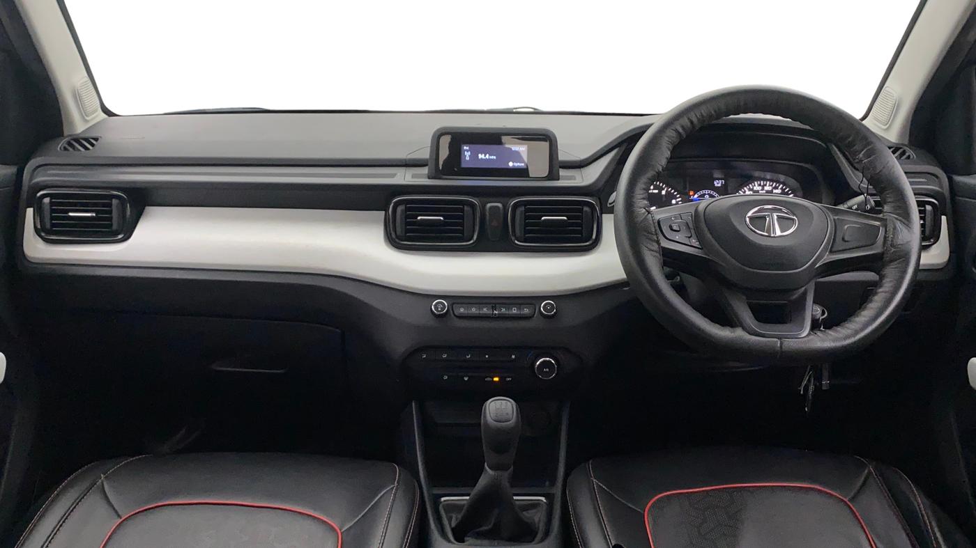2022 Tata PUNCH PURE MT, Petrol, Manual, 18,807 km, Dashboard