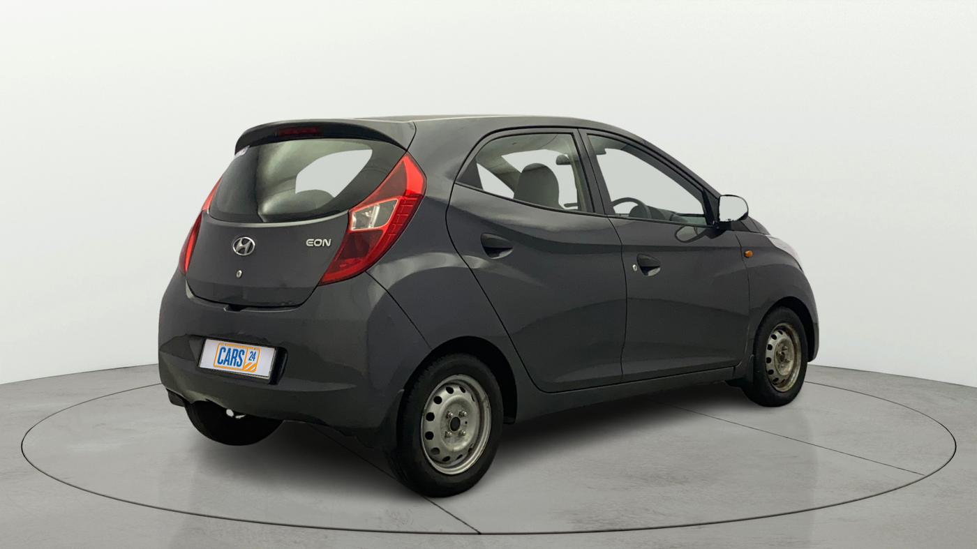 2018 Hyundai Eon ERA +, Petrol, Manual, 28,667 km, Right Back Diagonal