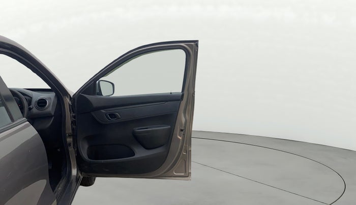 2018 Renault Kwid RXT 1.0 (O), Petrol, Manual, 34,517 km, RHS Front Door