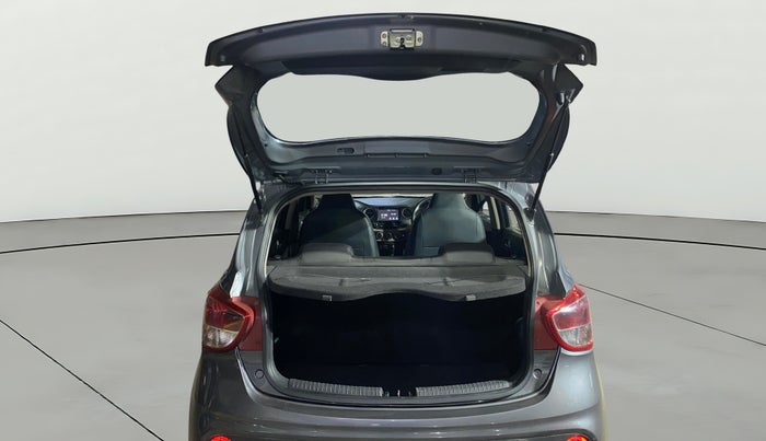 2017 Hyundai Grand i10 SPORTZ (O) AT 1.2 KAPPA VTVT, Petrol, Automatic, 77,839 km, Boot Open Zoomed View