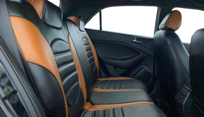 2017 Hyundai i20 Active 1.2 S, Petrol, Manual, 70,157 km, Right Side Rear Door Cabin