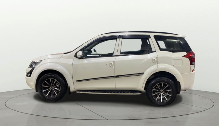 2021 Mahindra XUV500 W5, Diesel, Manual, 98,119 km, Left Side