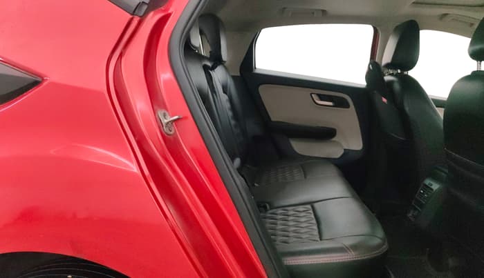 2023 Tata ALTROZ XZ Plus Sunroof i-Turbo , Petrol, Manual, 63,040 km, Right Side Rear Door Cabin