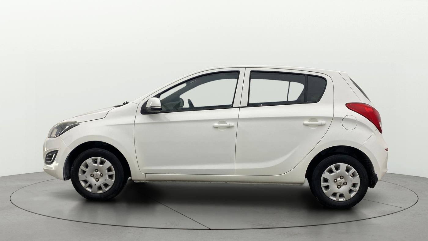 2013 Hyundai i20 MAGNA 1.2, Petrol, Manual, 65,517 km, Left Side
