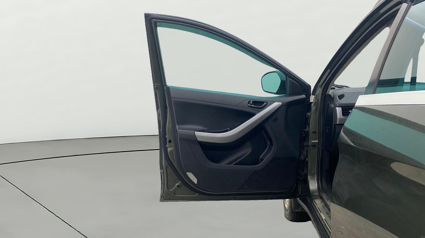2021 Tata NEXON XM SUNROOF PETROL, Petrol, Manual, 56,947 km, LHS Front Door