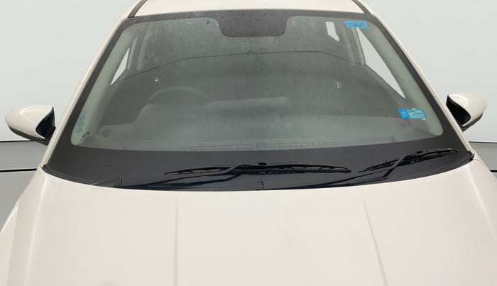 2021 Hyundai NEW I20 ASTA (O) 1.2 MT, Petrol, Manual, 19,506 km, Front Windshield