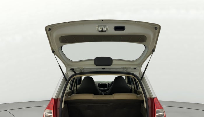 2016 Hyundai i10 MAGNA 1.1, Petrol, Manual, 57,646 km, Boot Door Open