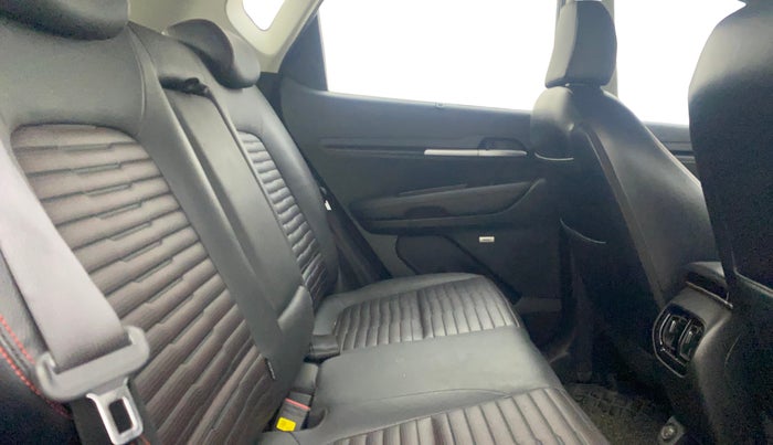 2021 KIA SONET GTX PLUS 1.0 DCT, Petrol, Automatic, 39,387 km, Right Side Rear Door Cabin