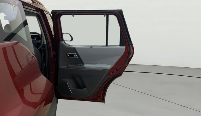 2025 KIA SYROS HTX 1.5 Diesel 6MT, Diesel, Manual, 8,589 km, RHS Rear Door