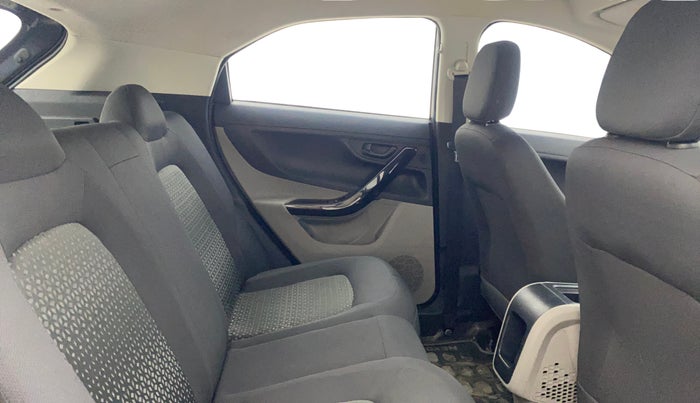 2018 Tata NEXON XM PETROL, Petrol, Manual, 72,439 km, Right Side Rear Door Cabin