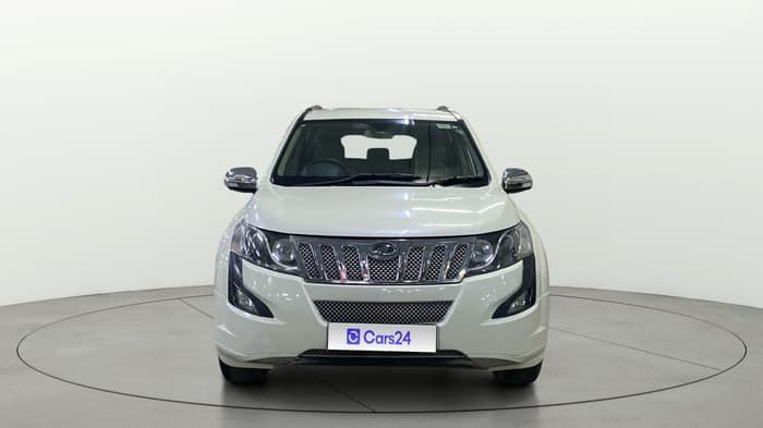 2017 Mahindra XUV500 W4, Diesel, Manual, 1,07,779 km, Front