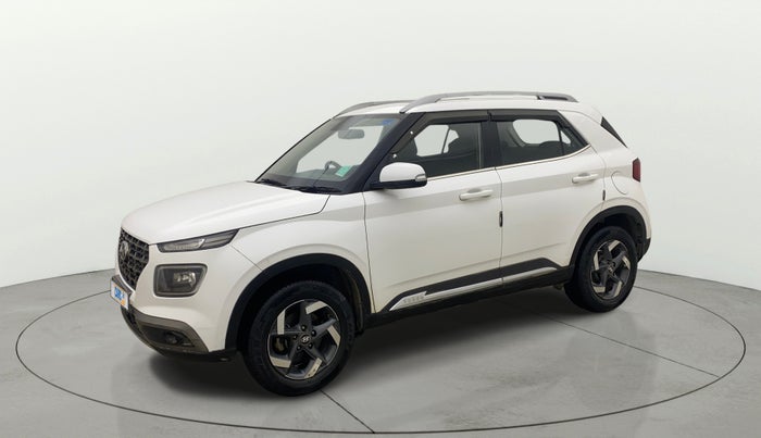 2021 Hyundai VENUE SX 1.5 CRDI, Diesel, Manual, 30,409 km, Left Front Diagonal