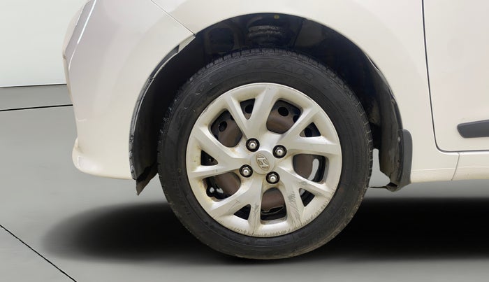 2018 Hyundai Grand i10 SPORTZ 1.2 KAPPA VTVT, Petrol, Manual, 32,564 km, Left Front Wheel