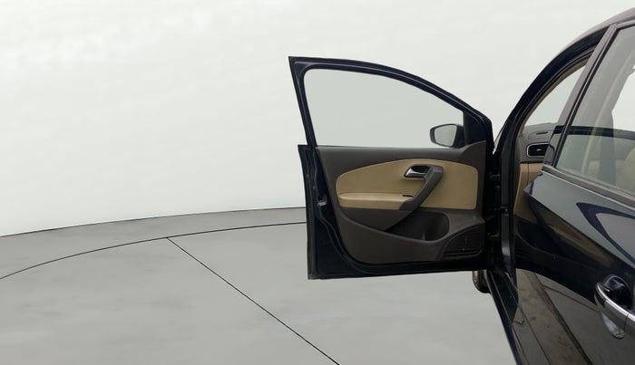 2017 Volkswagen Vento HIGHLINE PETROL AT, Petrol, Automatic, 50,303 km, LHS Front Door