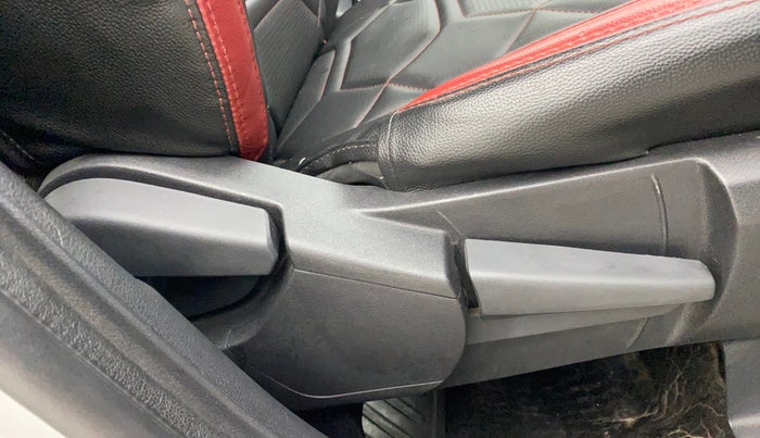 2021 Nissan MAGNITE XV PREMIUM TURBO, Petrol, Manual, 27,253 km, Driver Side Adjustment Panel