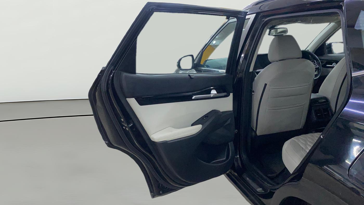 2022 KIA SELTOS HTX 1.5 PETROL, Petrol, Manual, 28,668 km, LHS Rear Door