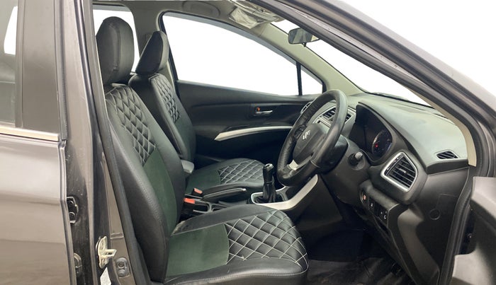 2020 Maruti S Cross ZETA 1.5, Petrol, Manual, 49,425 km, Right Side Front Door Cabin