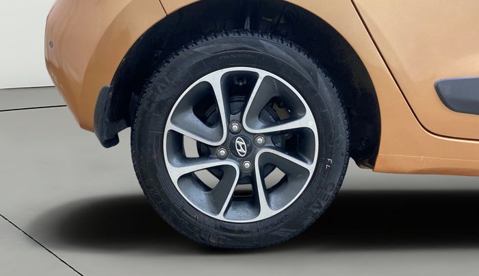 2017 Hyundai Grand i10 ASTA 1.2 KAPPA VTVT, Petrol, Manual, 61,594 km, Right Rear Wheel