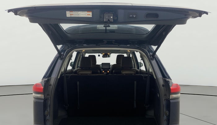 2024 Toyota INNOVA HYCROSS ZX HYBRID 7 STR, Hybrid, Automatic, 31,548 km, Boot Door Open