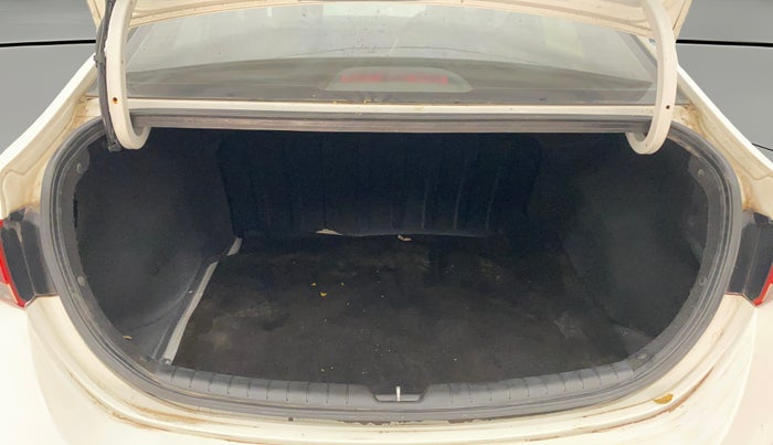 2018 Hyundai Verna 1.6 EX VTVT AT, Petrol, Automatic, 87,019 km, Boot Open Zoomed View