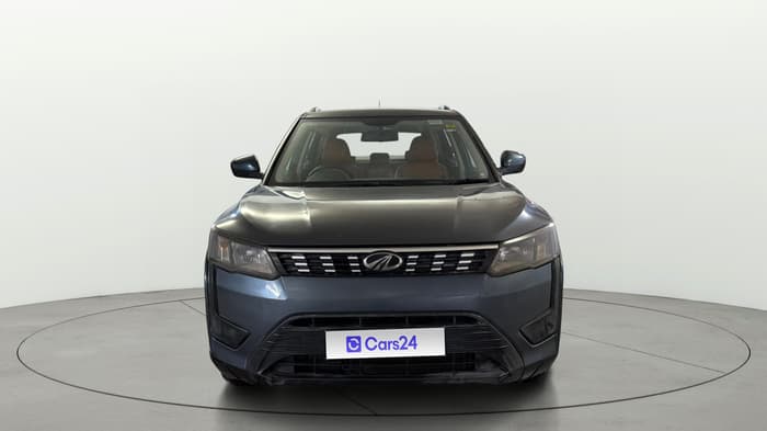 2019 Mahindra XUV300 W6 1.2 PETROL, Petrol, Manual, 49,882 km, Front