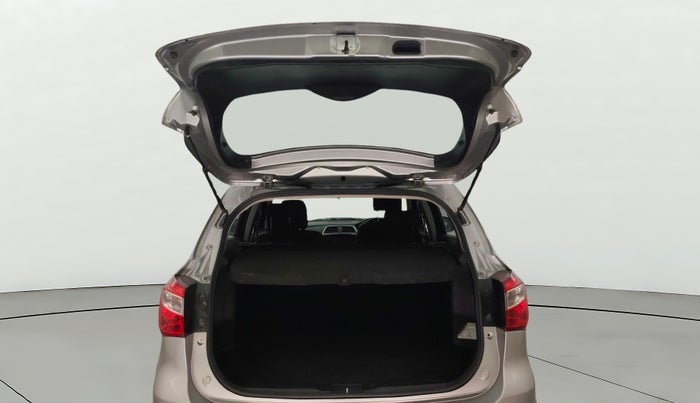 2015 Maruti S Cross ZETA 1.6, Diesel, Manual, 1,09,499 km, Boot Door Open