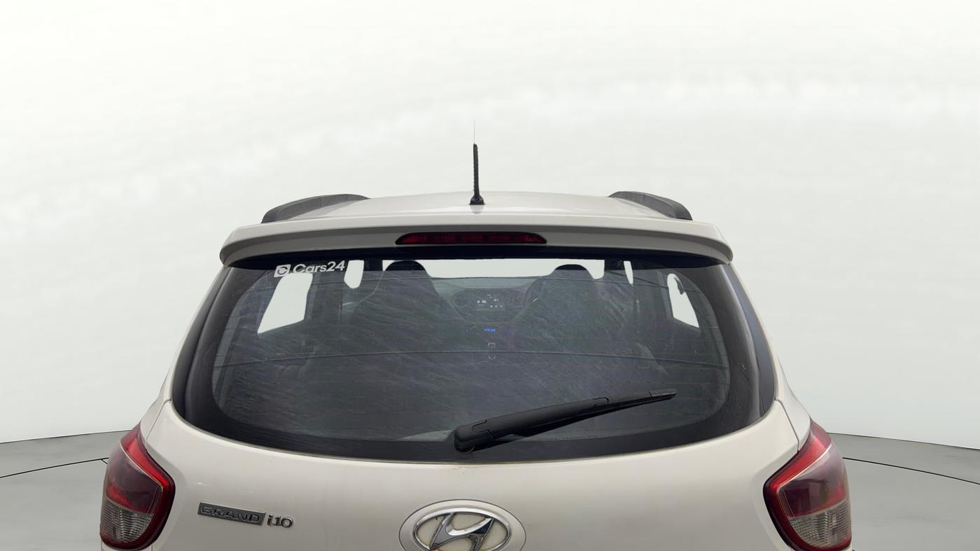 2019 Hyundai Grand i10 ASTA 1.2 KAPPA VTVT, Petrol, Manual, 1,48,028 km, Rear Windshield