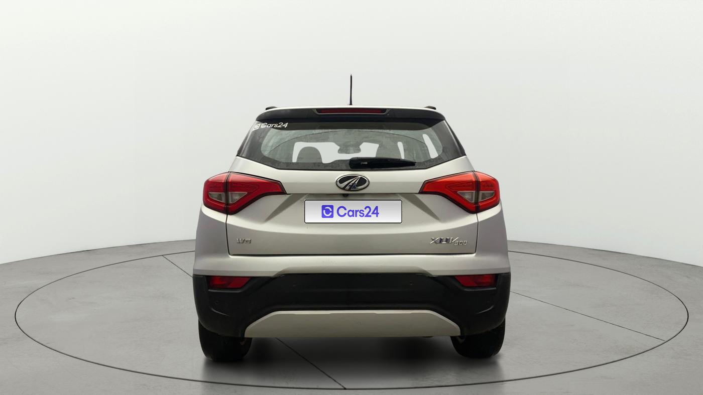 2020 Mahindra XUV300 W8 (O) 1.2 PETROL, Petrol, Manual, 91,363 km, Back/Rear