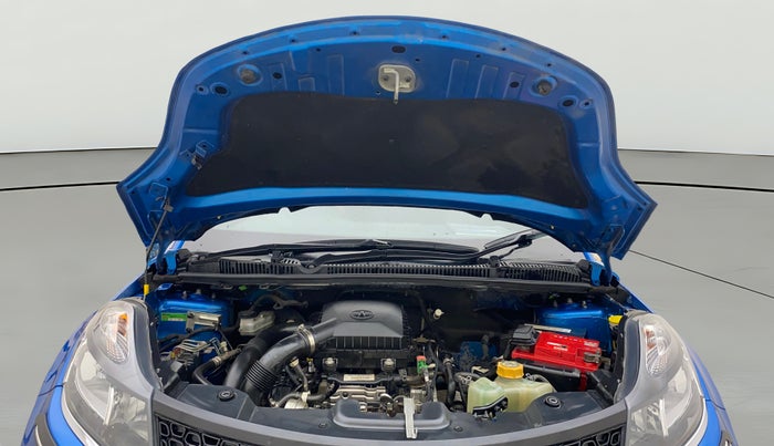 2019 Tata NEXON XM PETROL, Petrol, Manual, 42,837 km, Open Bonet