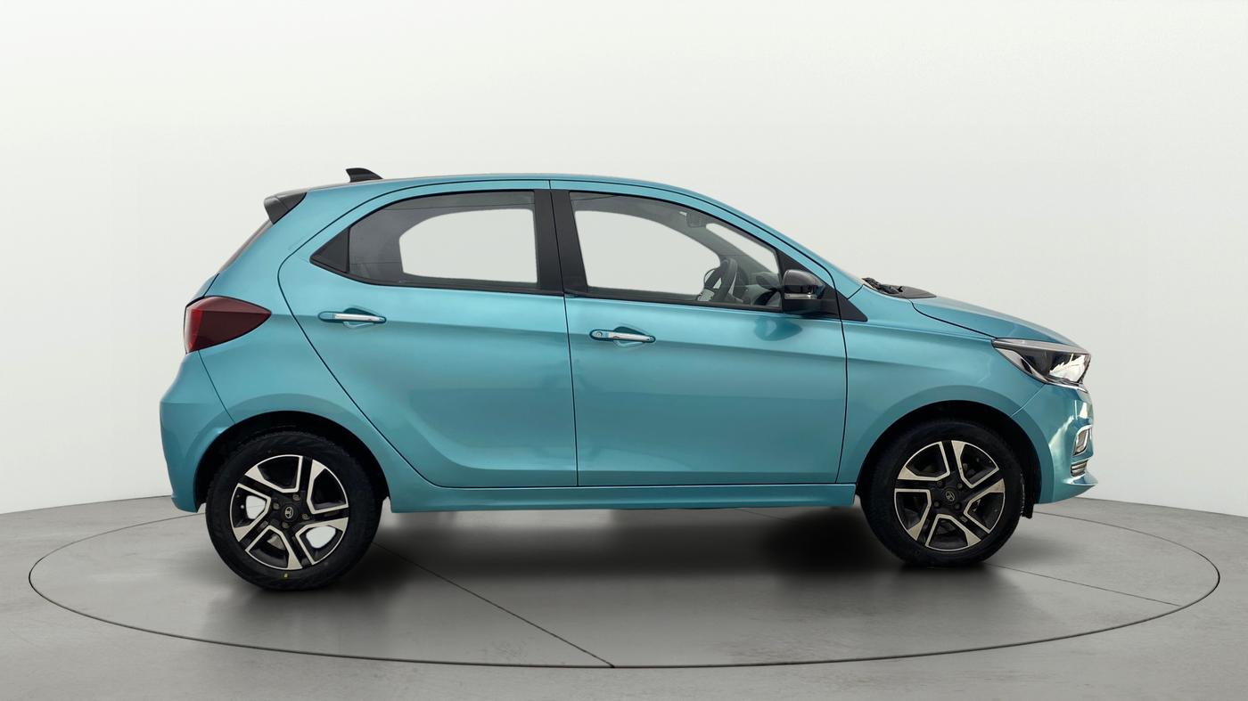 2025 Tata Tiago XZ PLUS PETROL, Petrol, Manual, 4,649 km, Right Side View