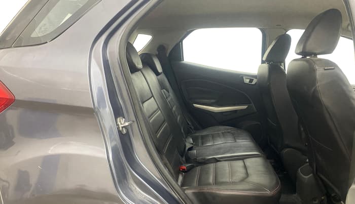 2014 Ford Ecosport TITANIUM 1.5L DIESEL (OPT), Diesel, Manual, 95,625 km, Right Side Rear Door Cabin