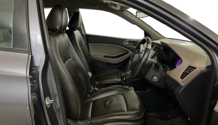 2018 Hyundai Elite i20 SPORTZ 1.2, Petrol, Manual, 89,603 km, Right Side Front Door Cabin