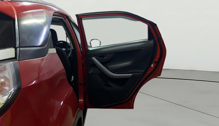 2021 Tata NEXON XMA SUNROOF PETROL, Petrol, Automatic, 87,909 km, RHS Rear Door