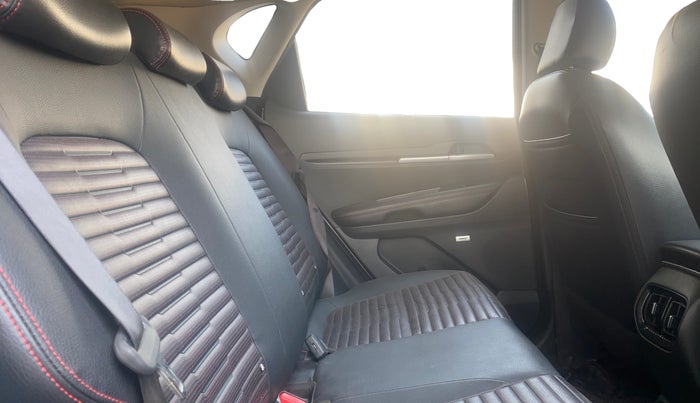 2023 KIA SONET GTX PLUS 1.0 IMT, Petrol, Manual, 22,505 km, Right Side Rear Door Cabin